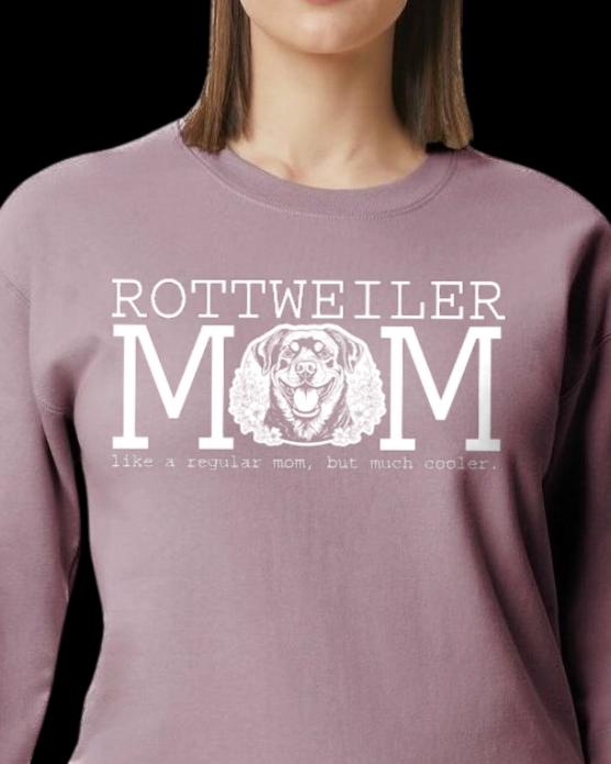 Cooler Rottie Mom White Graphic Crewneck Sweatshirt