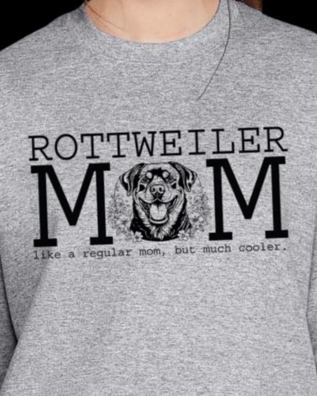 Cooler Rottie Mom Black Graphic Crewneck Sweatshirt