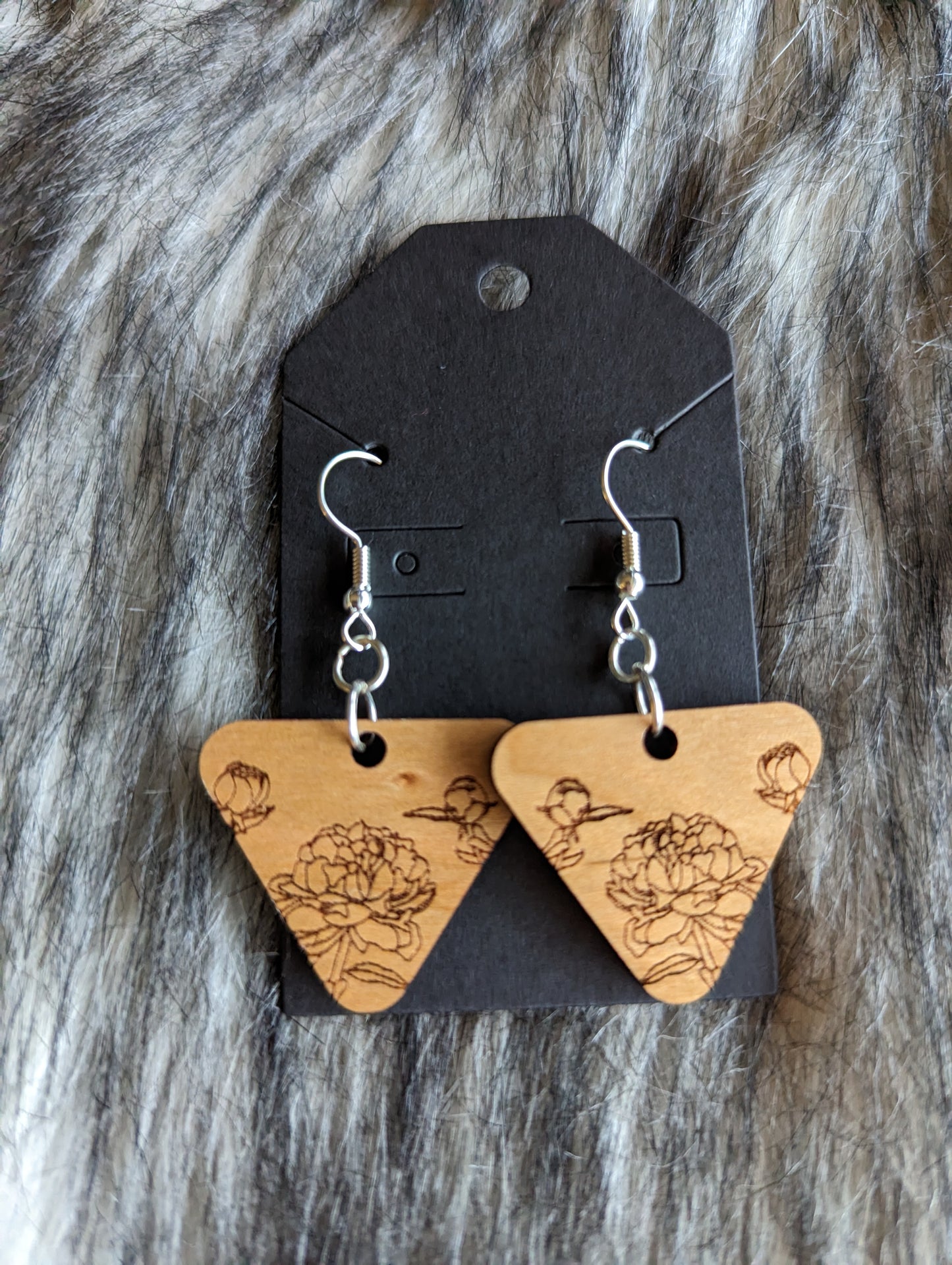 Cherry Wood Peonie Dangle Earrings