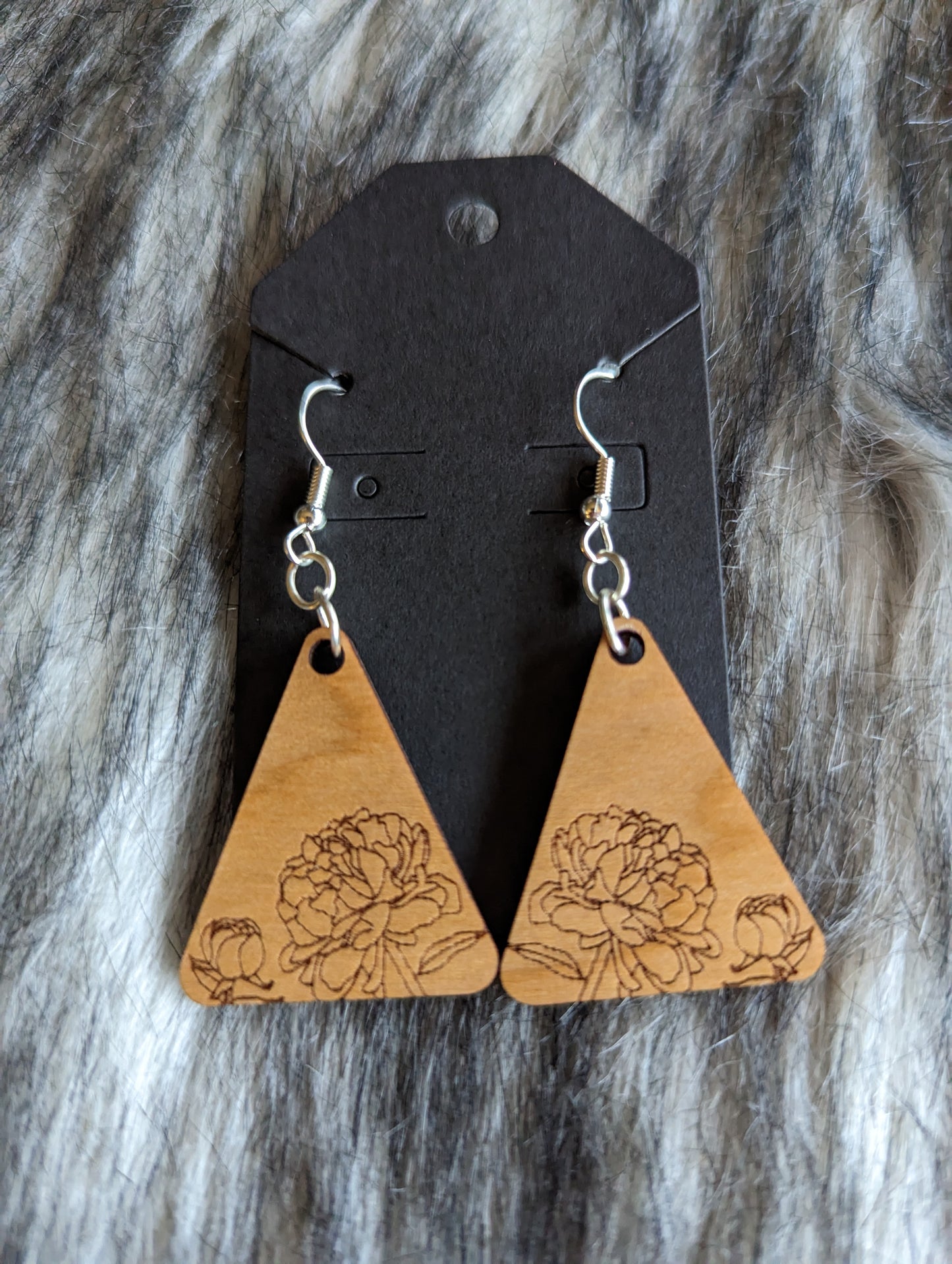 Cherry Wood Peonie Dangle Earrings