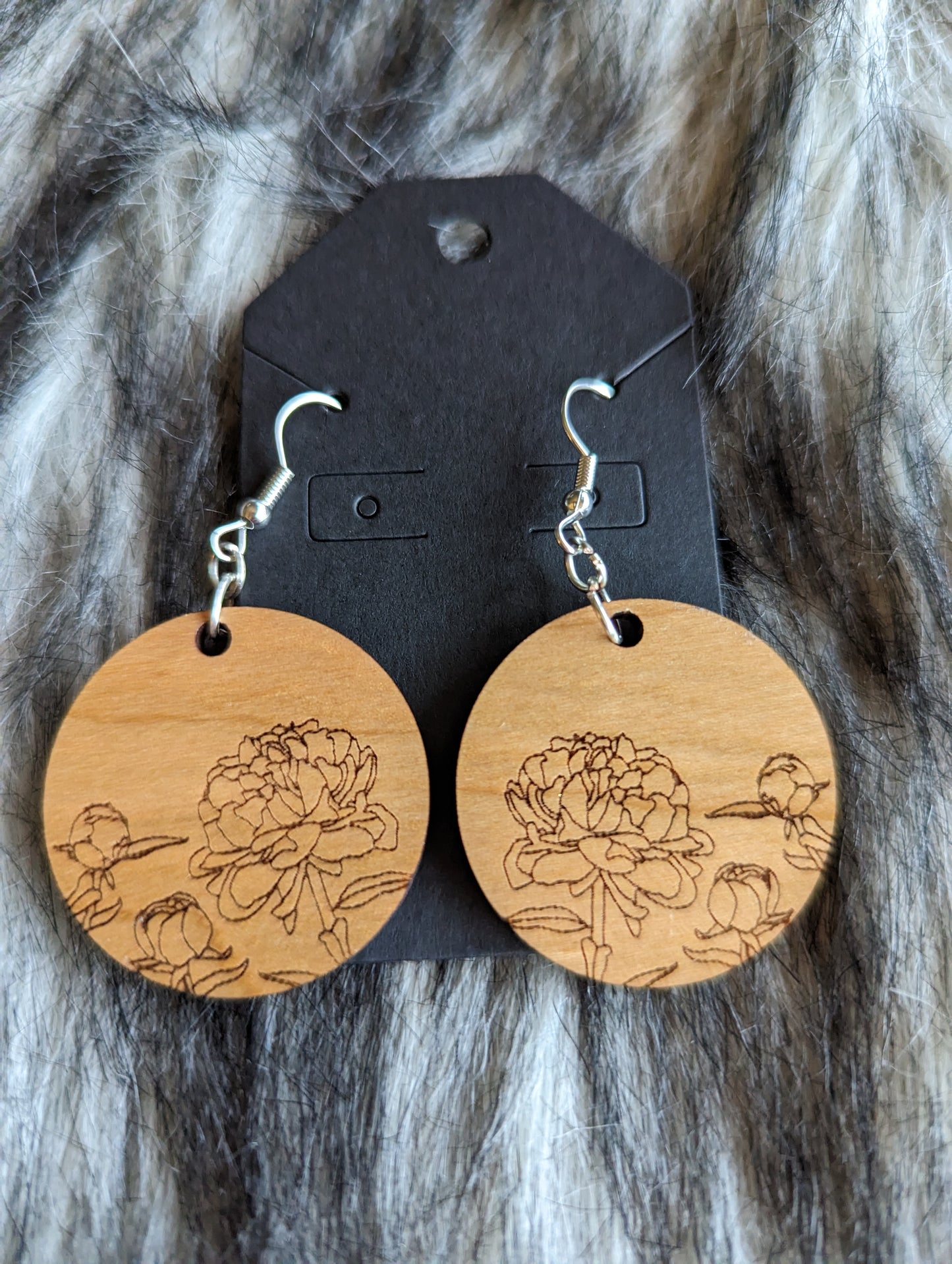 Cherry Wood Peonie Dangle Earrings